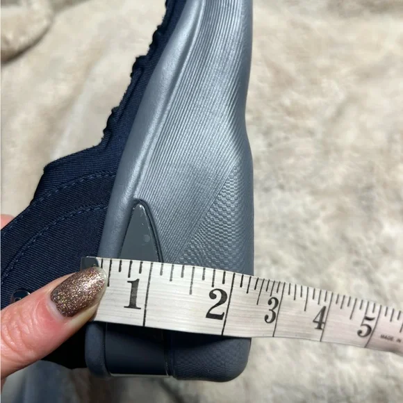 Bzees Sapphire Washable Gladiator Sandal Size 6 - Picture 6 of 6